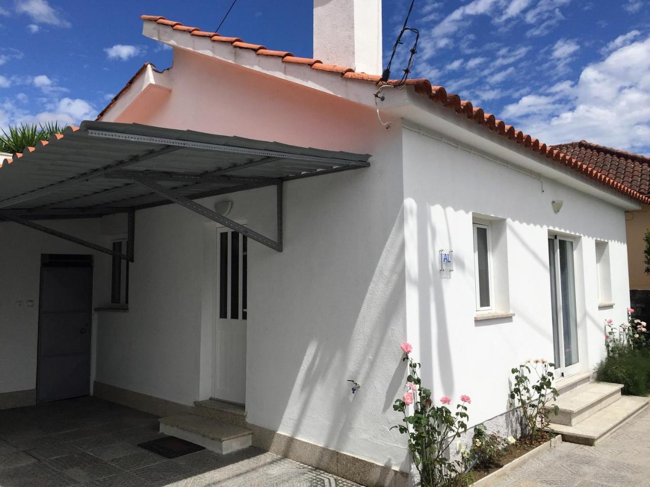Casinha Da Vila Arcos de Valdevez Eksteriør billede